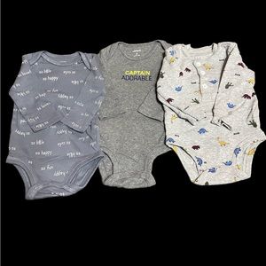 ⭐️4/$20⭐️ Bundle of Carter’s Onesies